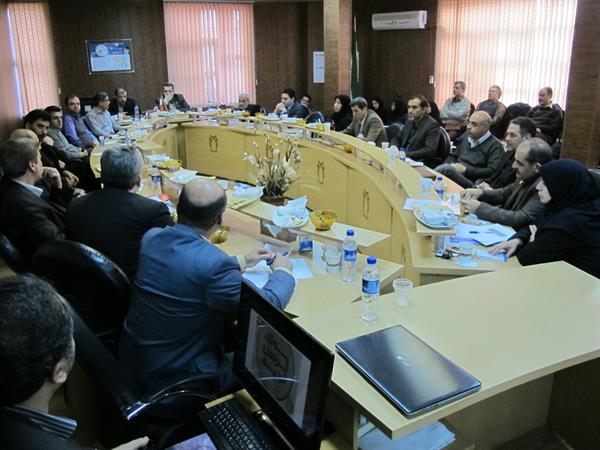 جلسه هم اندیشی سلامت استان در معاونت بهداشتی برگزار گردید .