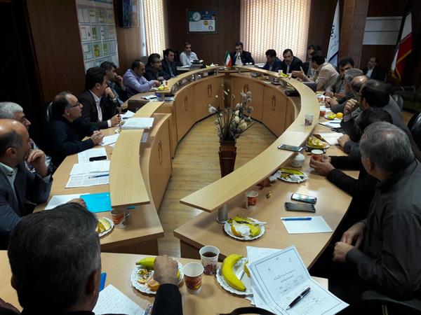 نشست ویژه رییس دانشگاه با معاون بهداشتی ومدیران شبکه های بهداشت ودرمان شهرستانهای استان